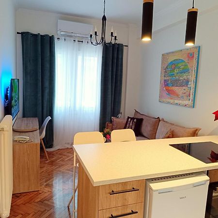 Golden Apartment In Victoria アテネ エクステリア 写真