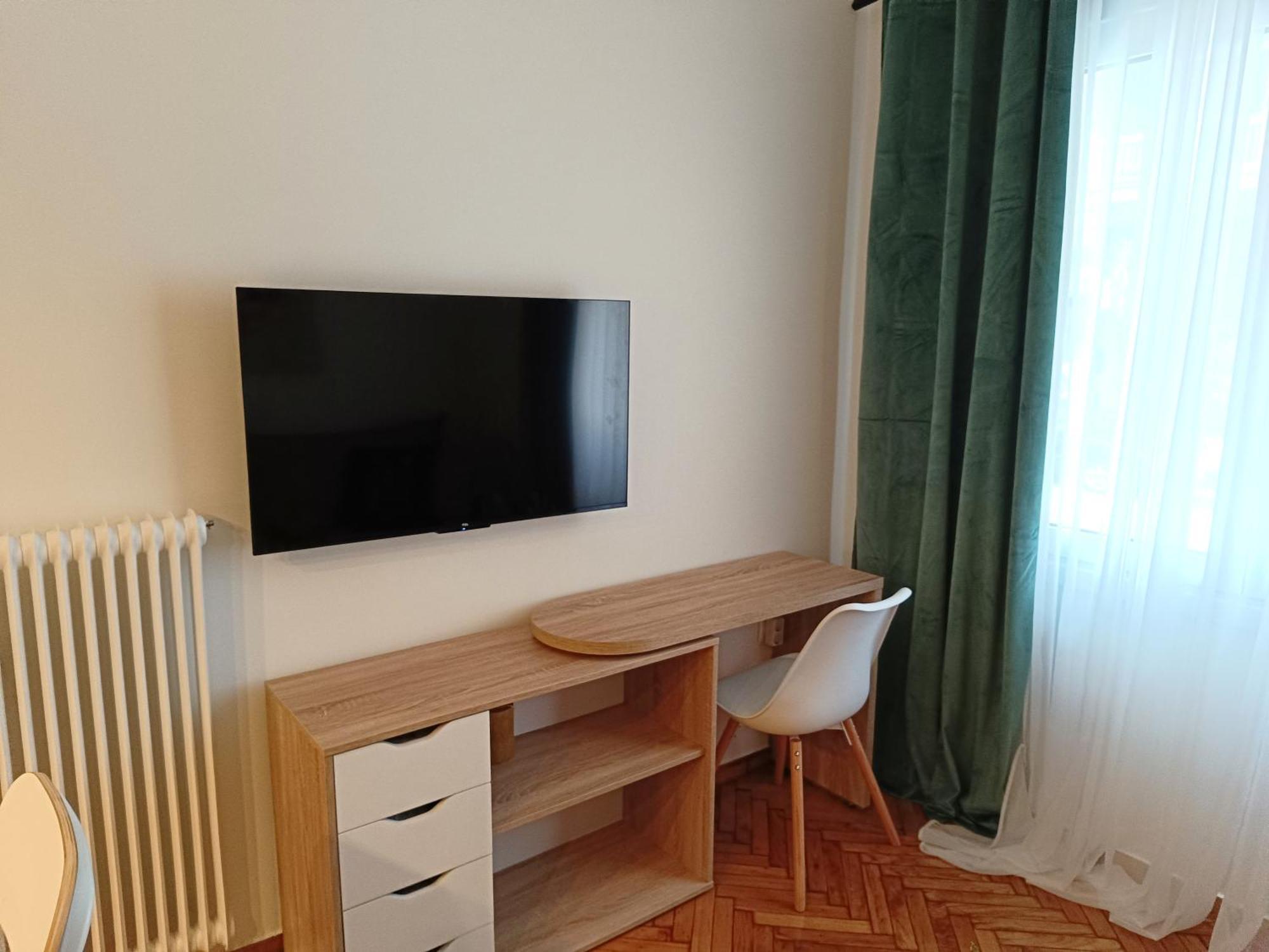 Golden Apartment In Victoria アテネ エクステリア 写真